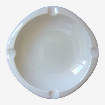 Cendrier en porcelaine blanche