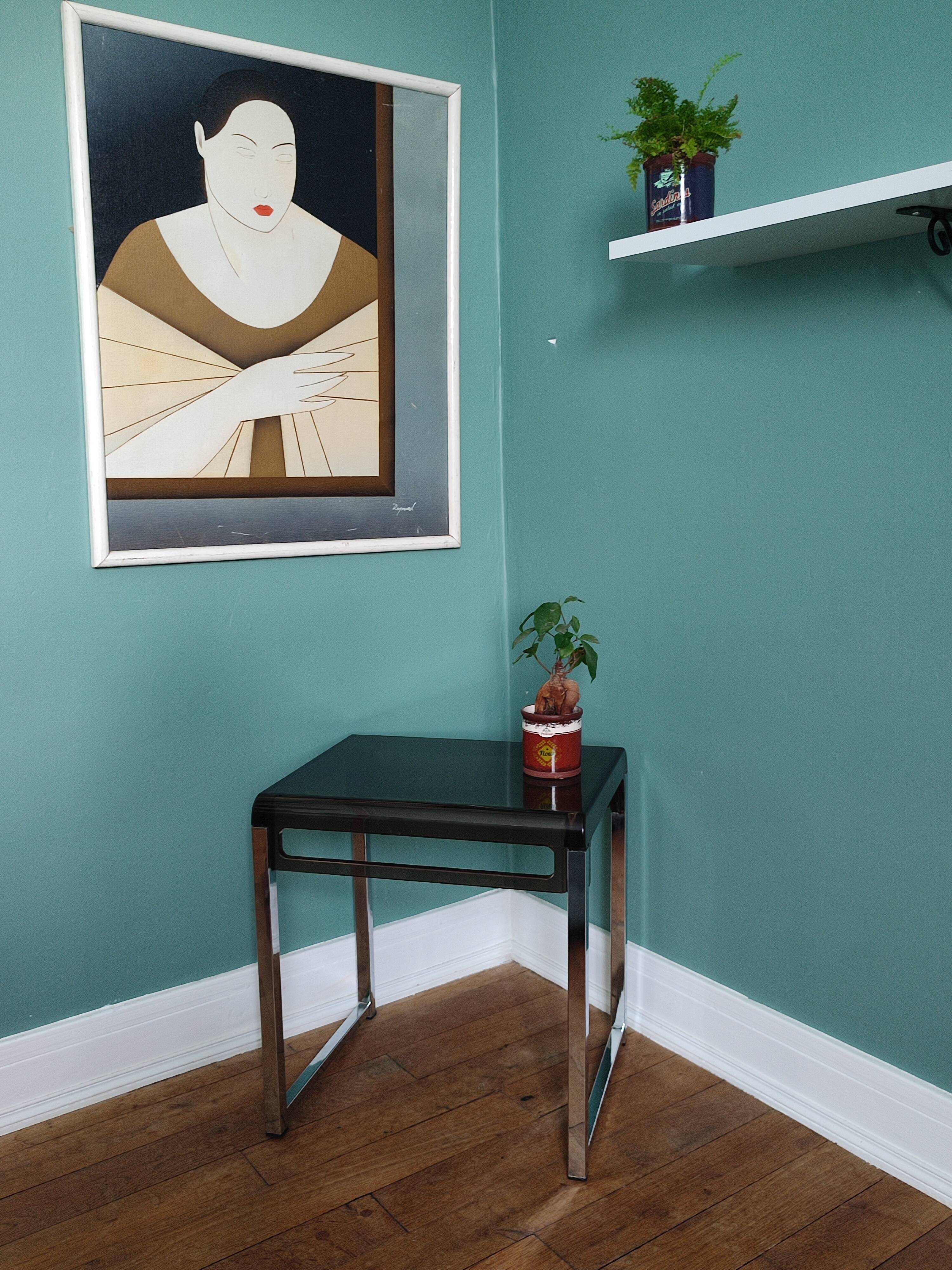 Side table / end of canape in plexiglass vintage design