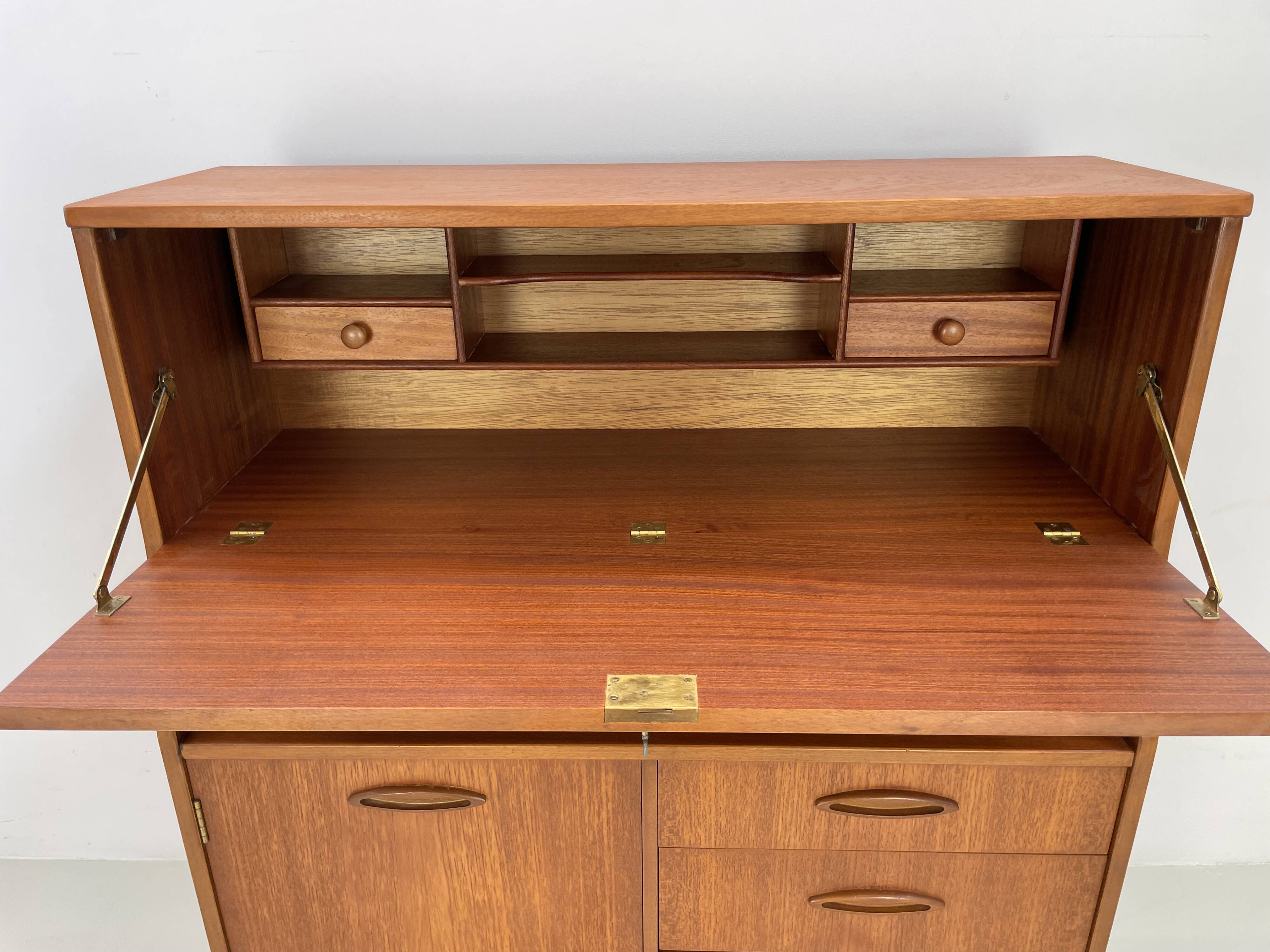 Secrétaire vintage en teck des années 1960 par Jentique.