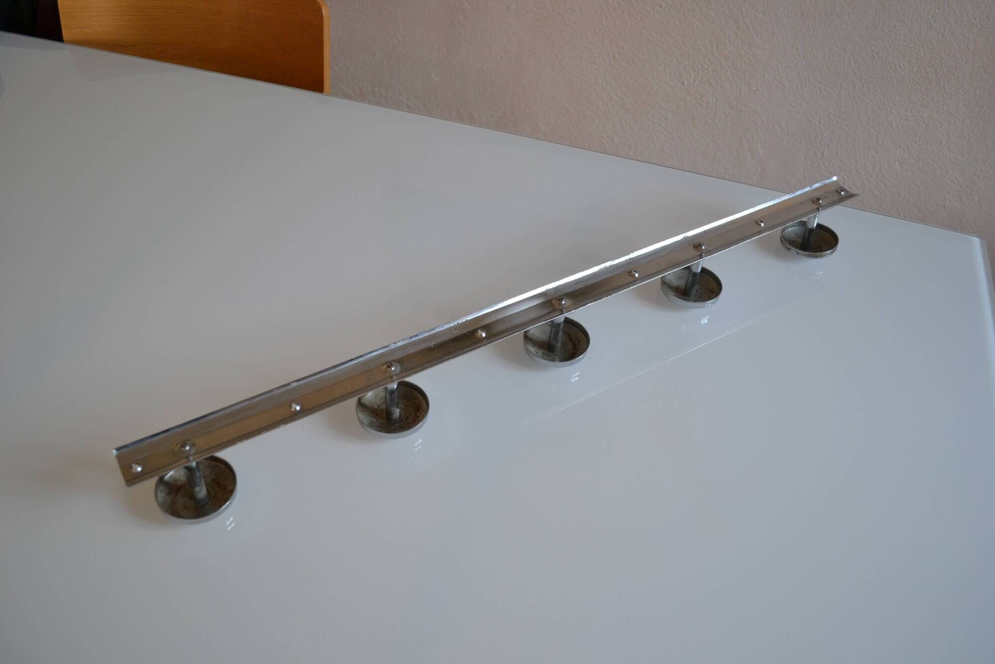 Vintage 80's chrome metal 5-hook wall coat rack