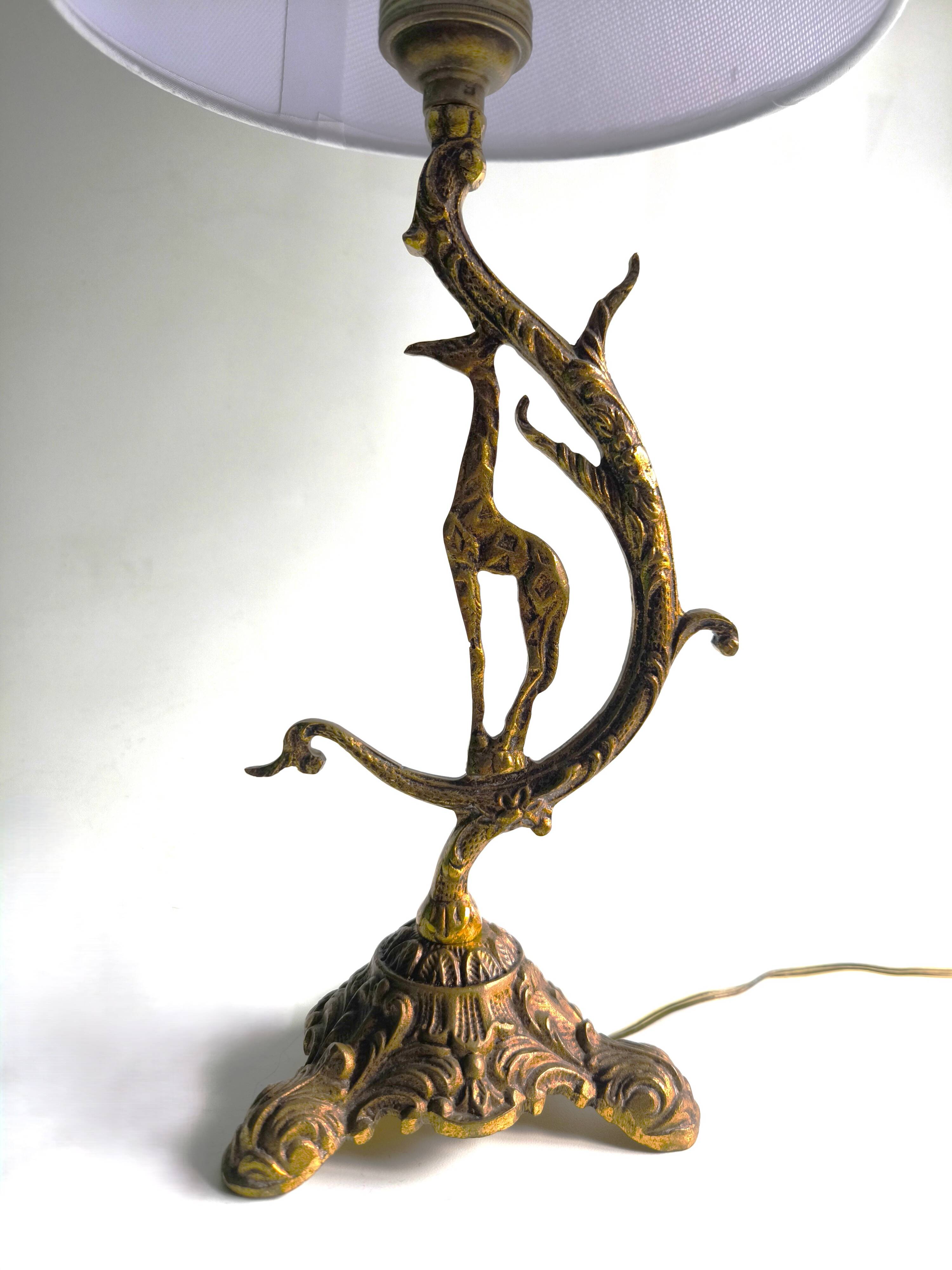 Naturalist Art Nouveau lamp from the early 20th century.