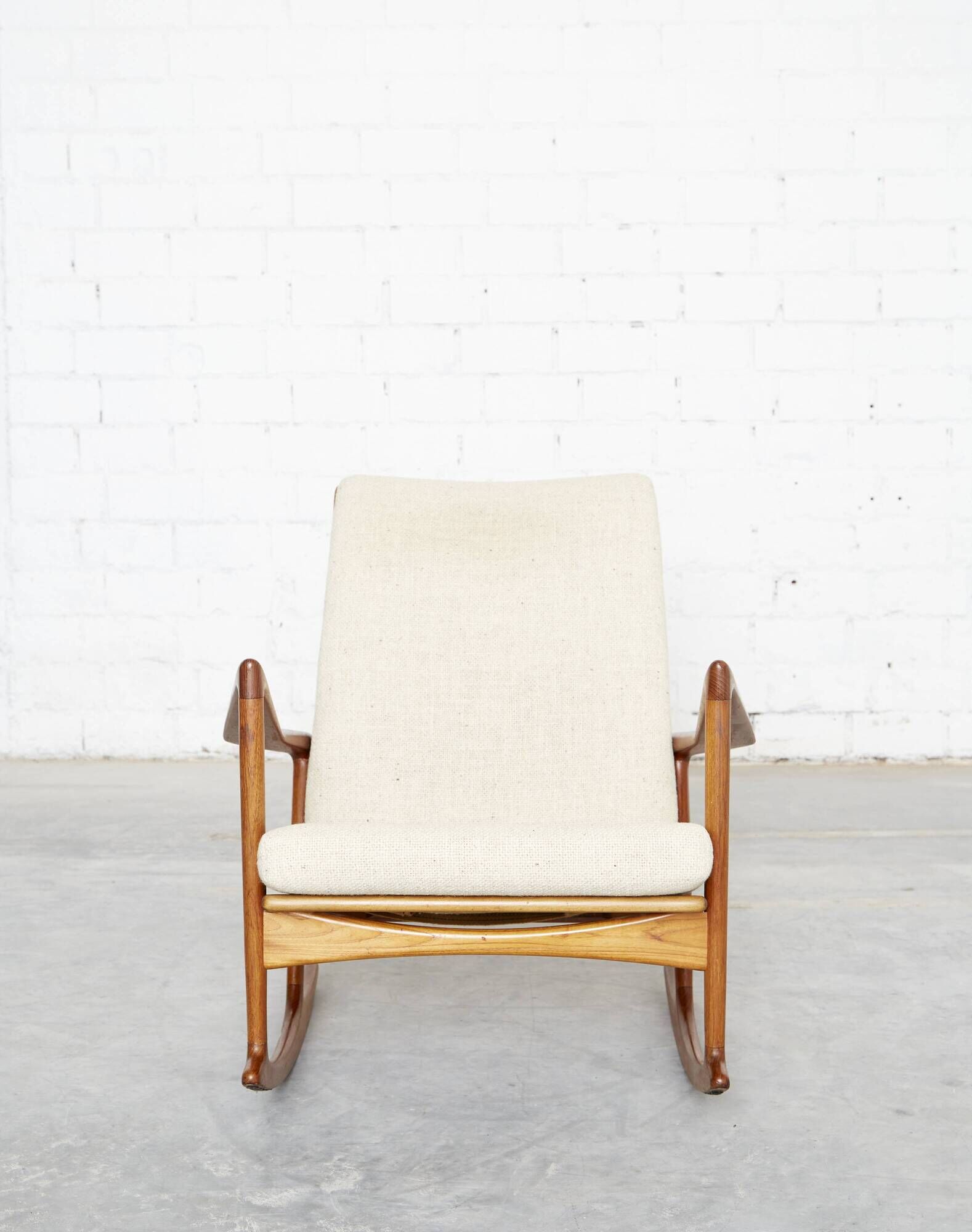Rocking chair, model 650-15, by Ib Kofod-Larsen for Chr. Linneberg