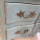Commode de style Louis XV en noyer