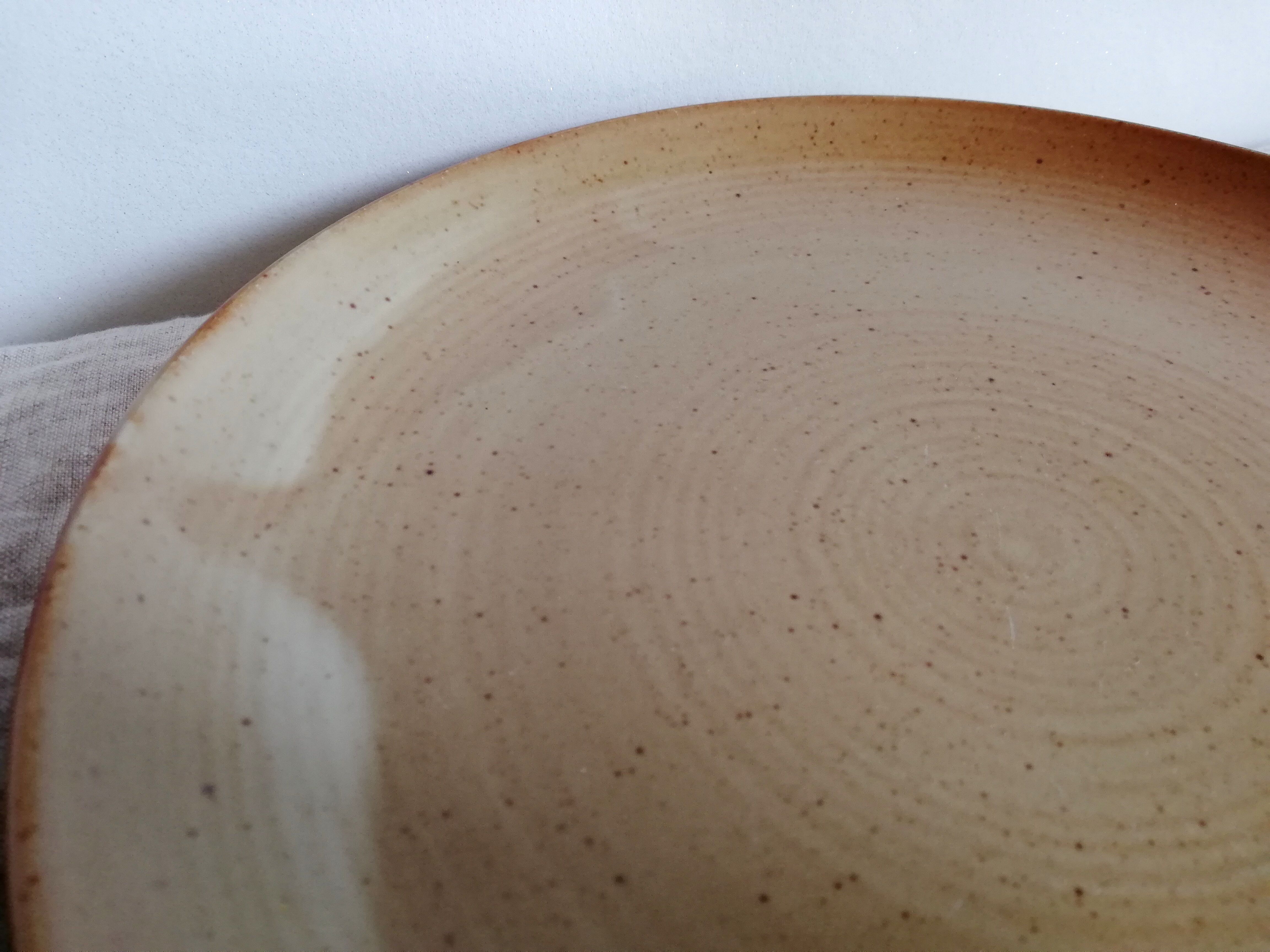 Service assiettes pour 4 en grès village CNP France