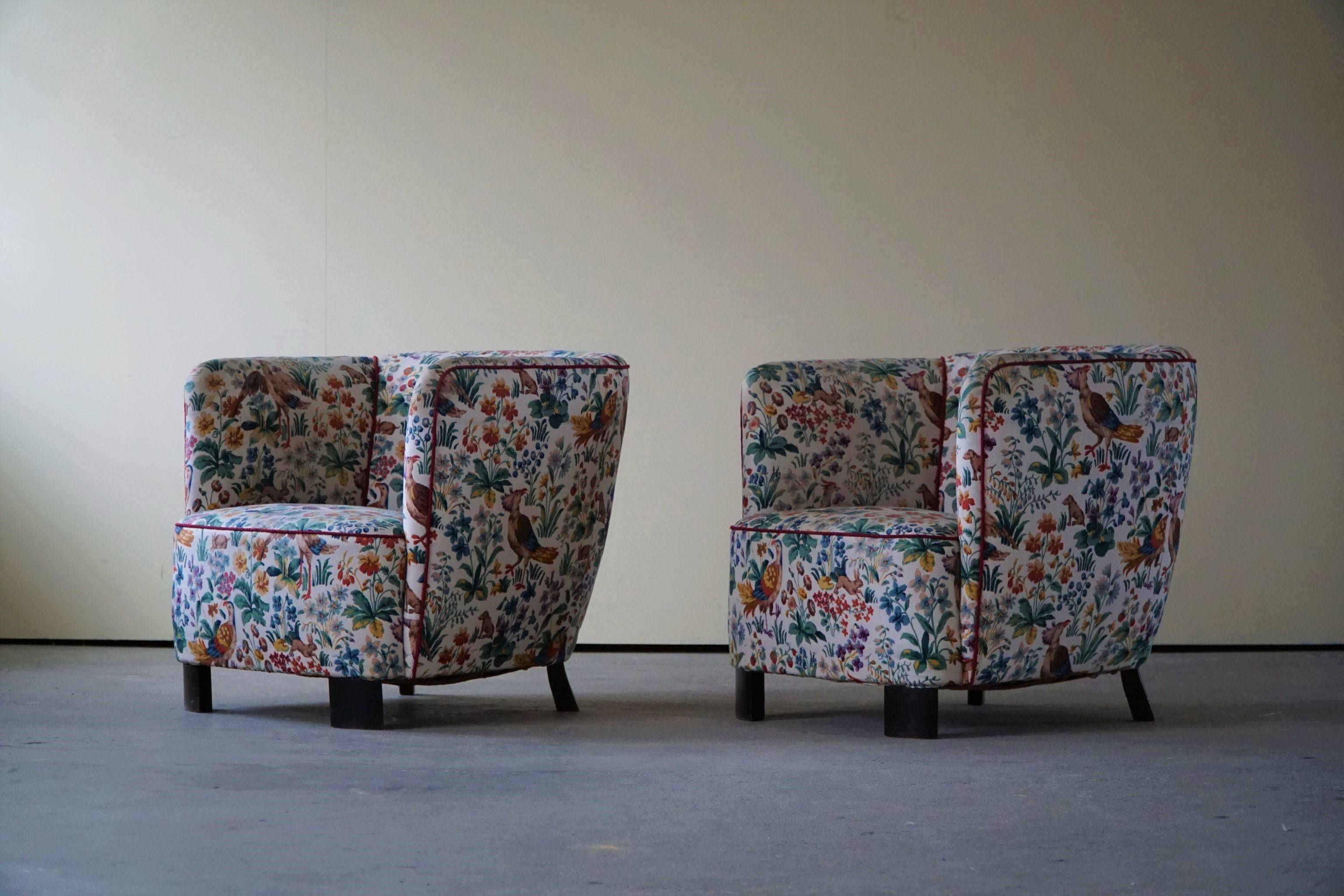 Set of curved Danish club chairs from the mid-century, Viggo Boesen style, 1940s.