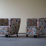 Set of curved Danish club chairs from the mid-century, Viggo Boesen style, 1940s.
