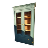 2 glass door dresser