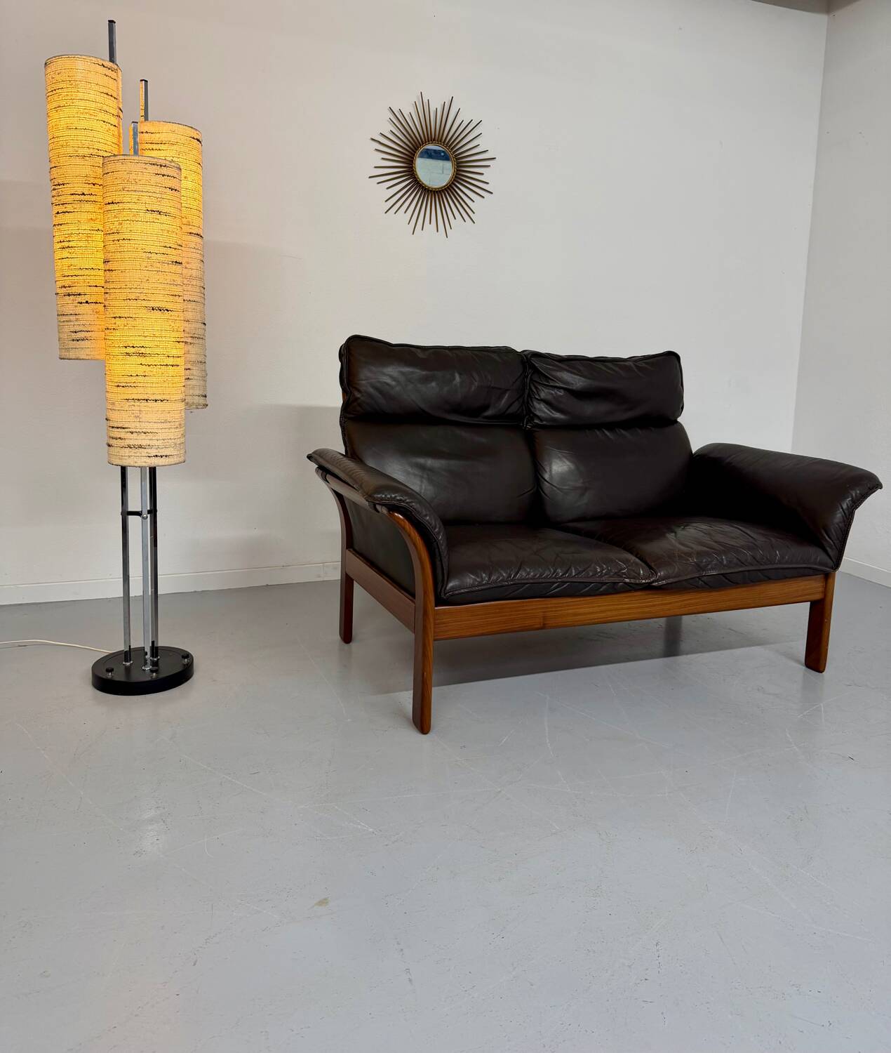 Vintage black leather Dreipunkt Scala design 2-seater sofa.