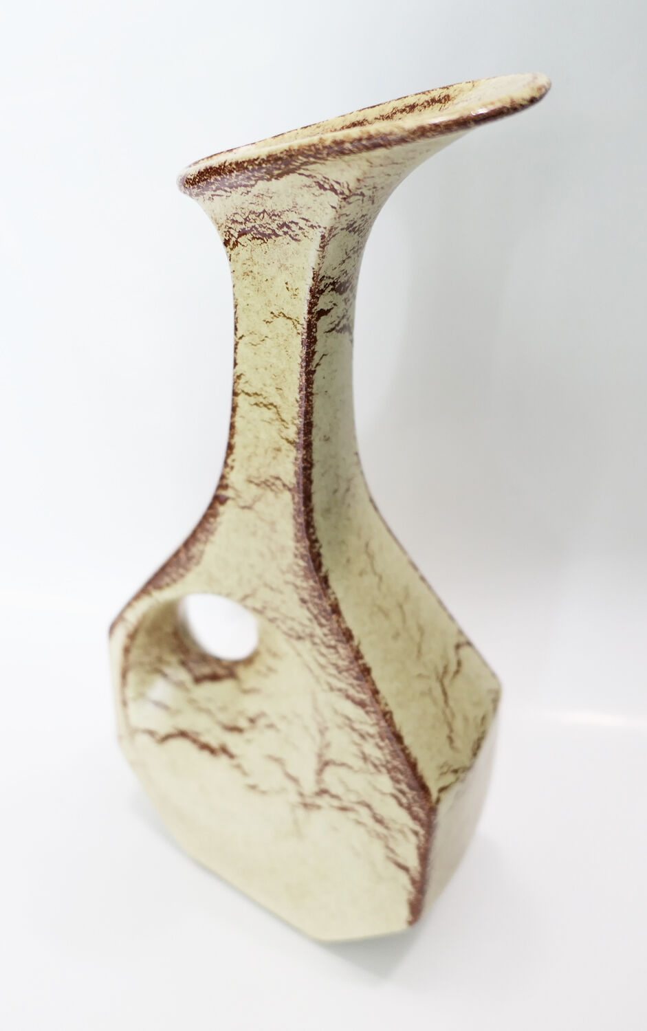 Modernist vase by Roberto Rigon for Bertoncello 1960-70