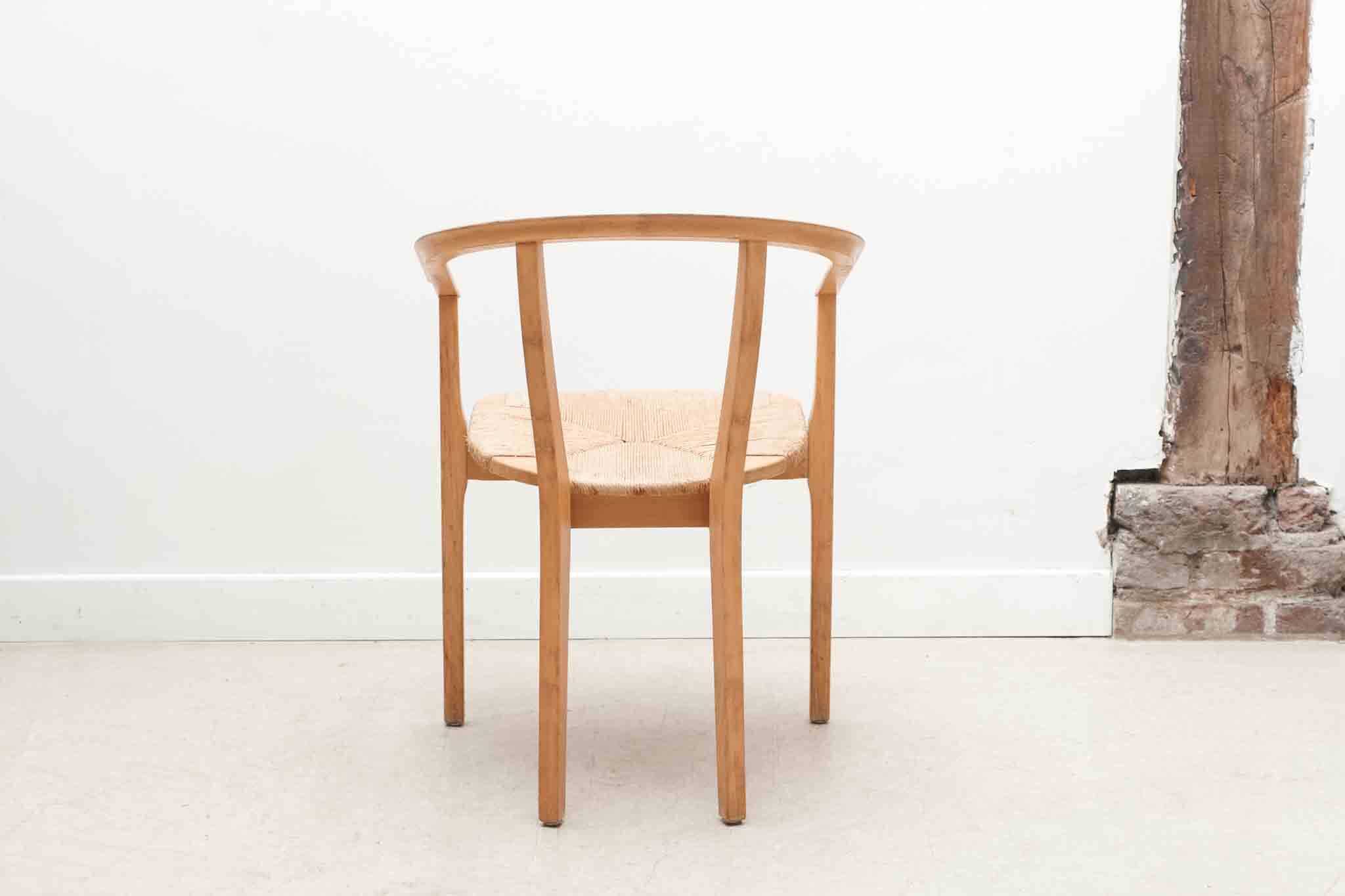 Set of 4 Scandinavian straw chairs