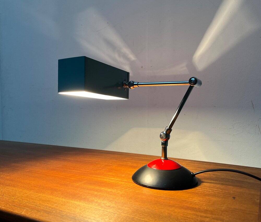 Lampe de table minimaliste de l'ère spatiale allemande du milieu du siècle par Hoffmeister Leuchten, années 1960