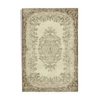 Tapis beige oriental fait à la main 206 cm x 308 cm