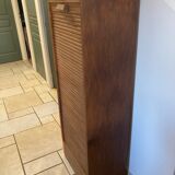 Simple curtain, notary binder
