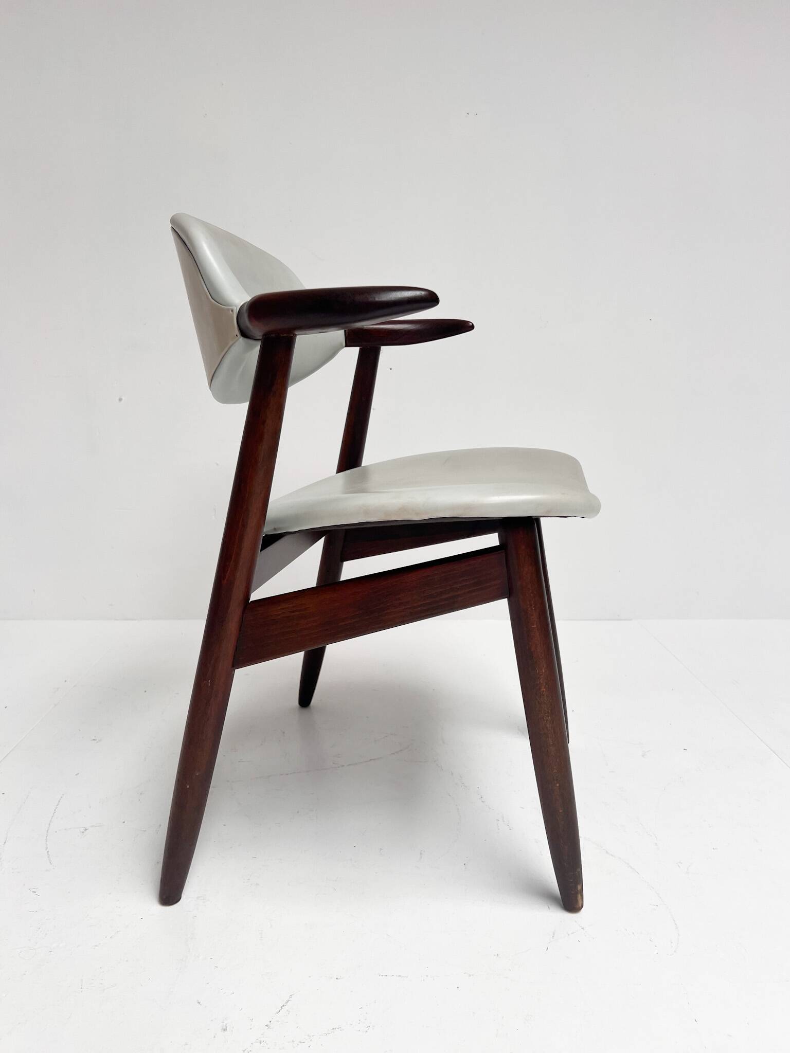 Grey colored cowhorn chair, 1970s
