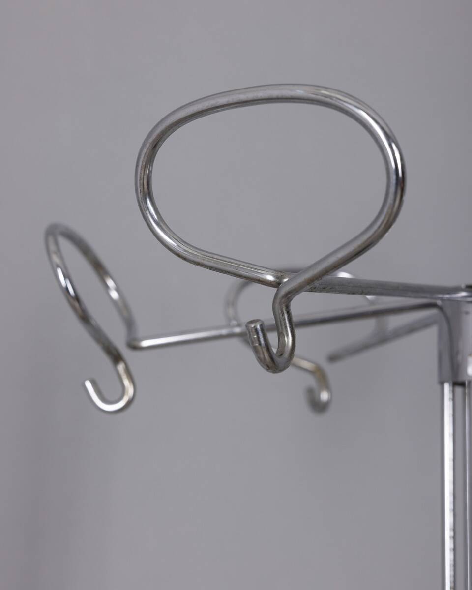 Vintage 1970s floor coat rack designed by Isao Hosoe for Valenti