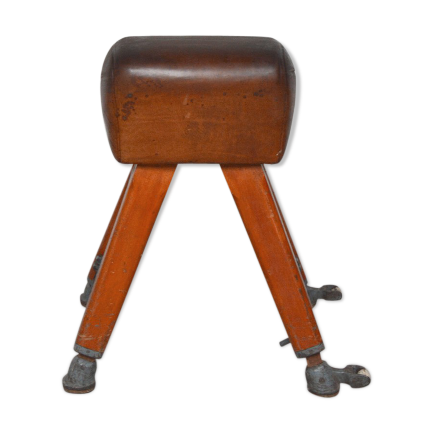 Former horse of arçon in wood and steel