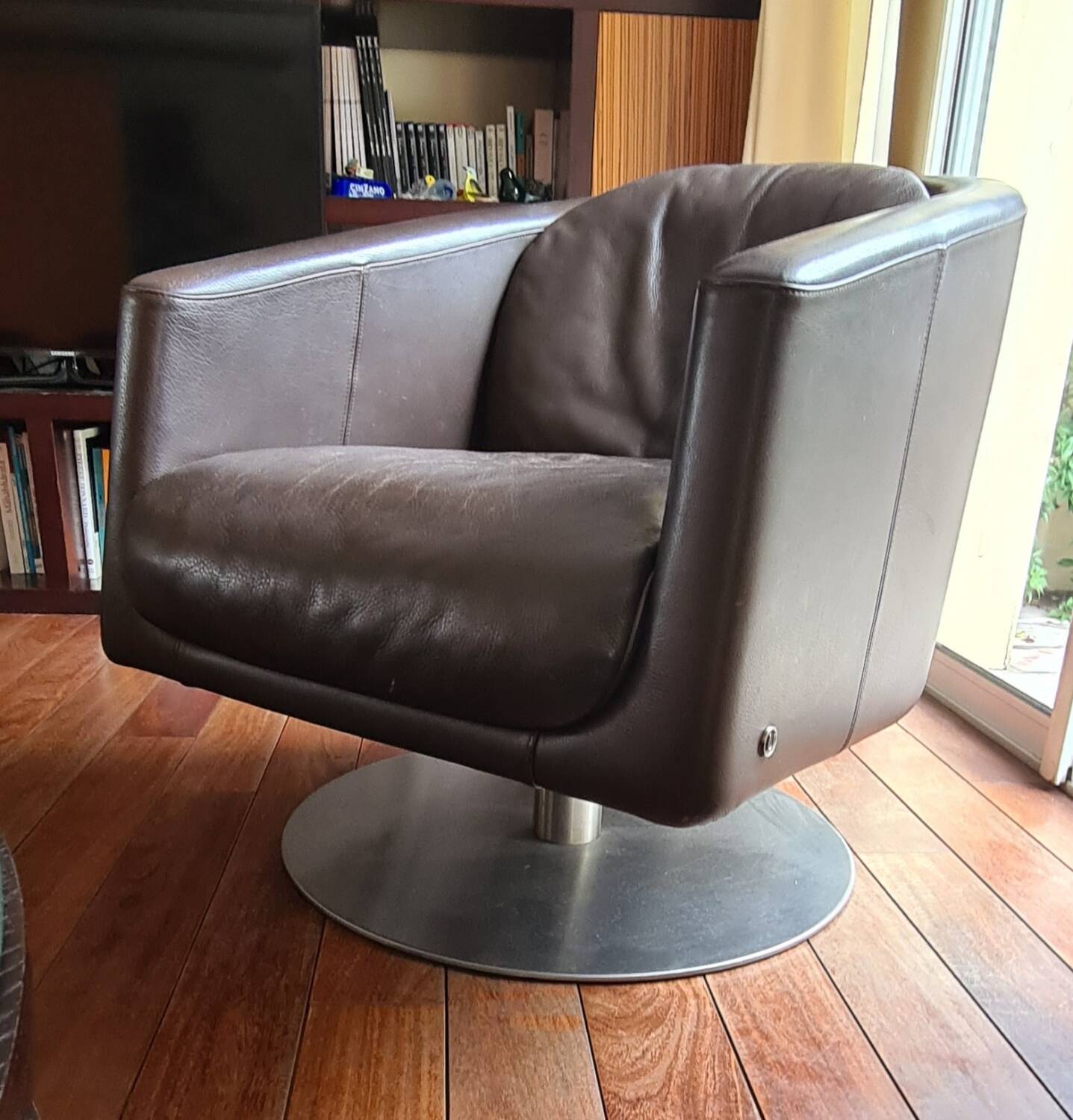 Natuzzi 3-seater sofa in full grain brown leather