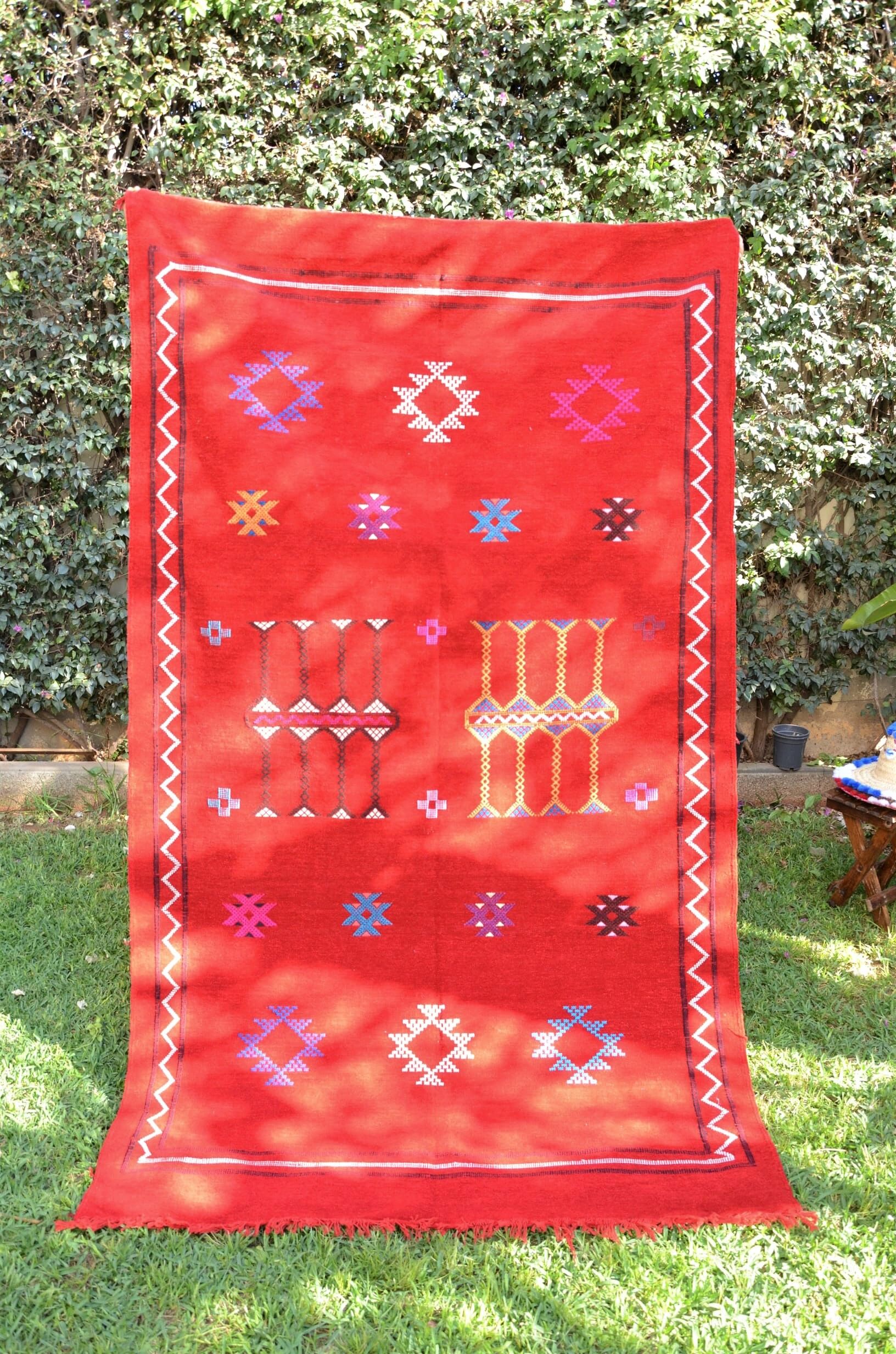 Tapis Berbère rouge ethnique 140x235 cm