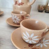 Coffee service coffee maker and cups