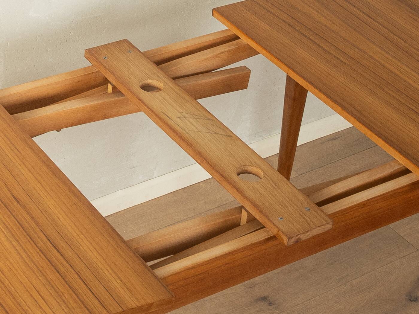 Elegant mid-century dining table with extension function, 1960s