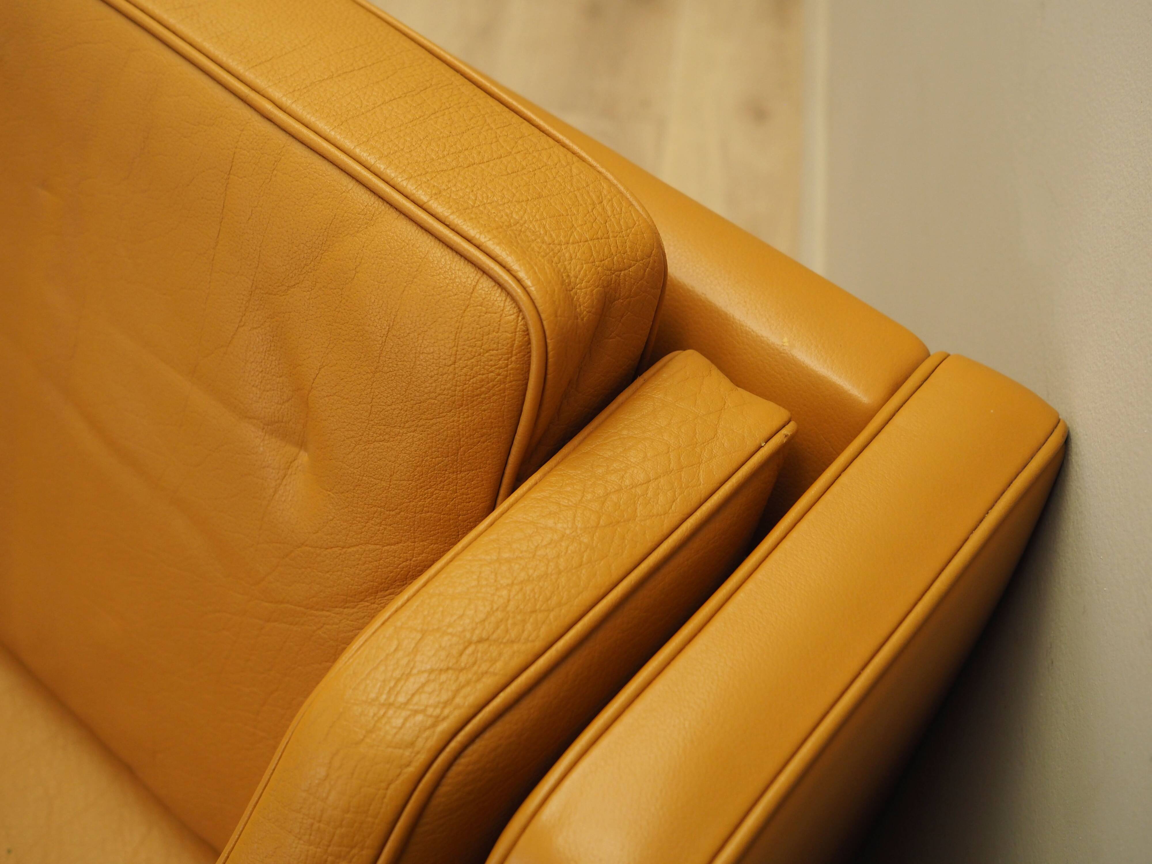 Orange leather sofa, Danish design, 1970s, production: Denmark