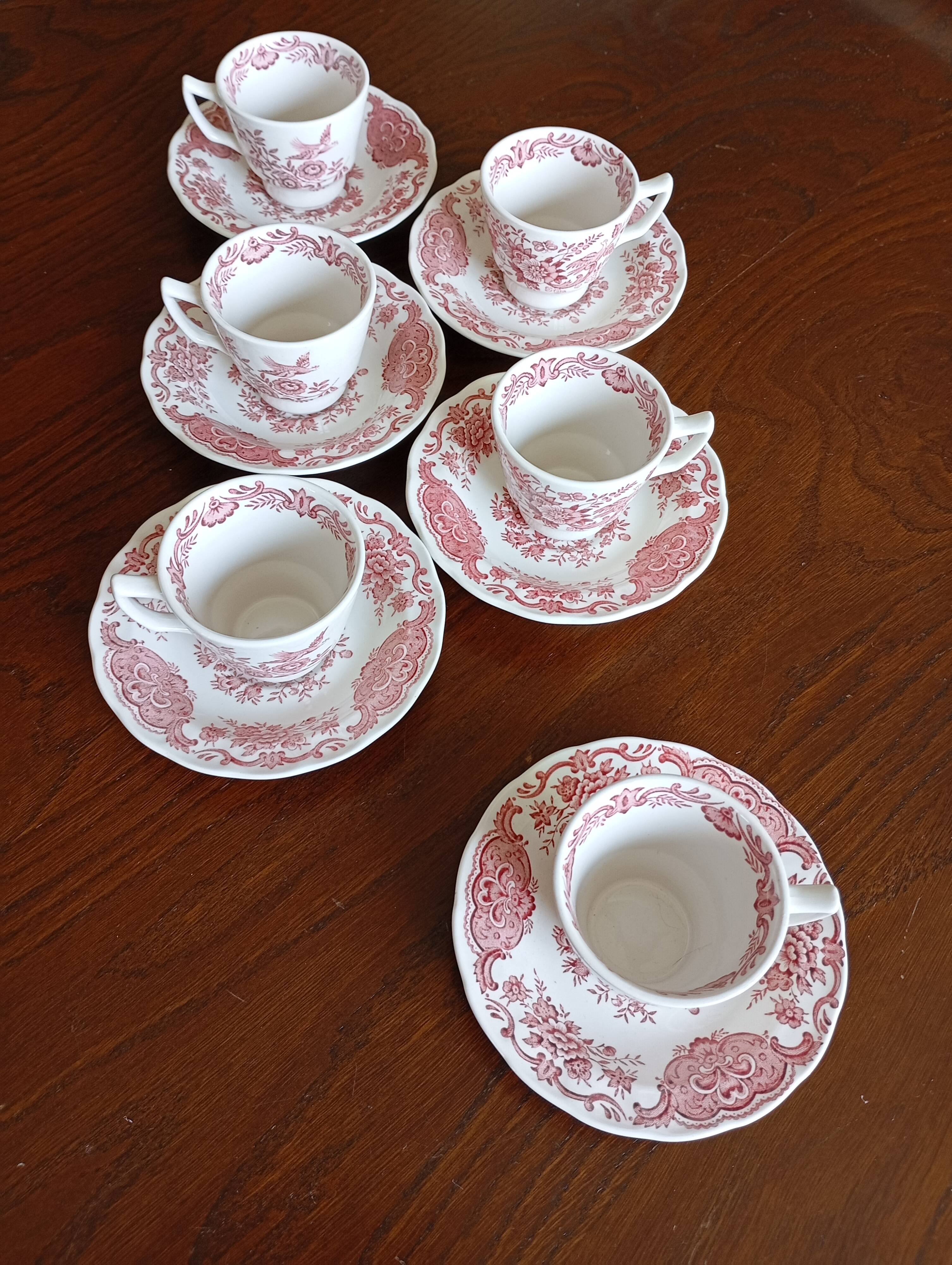 English mocha cups "Windsor" pink Ridgway (Staffordshire)