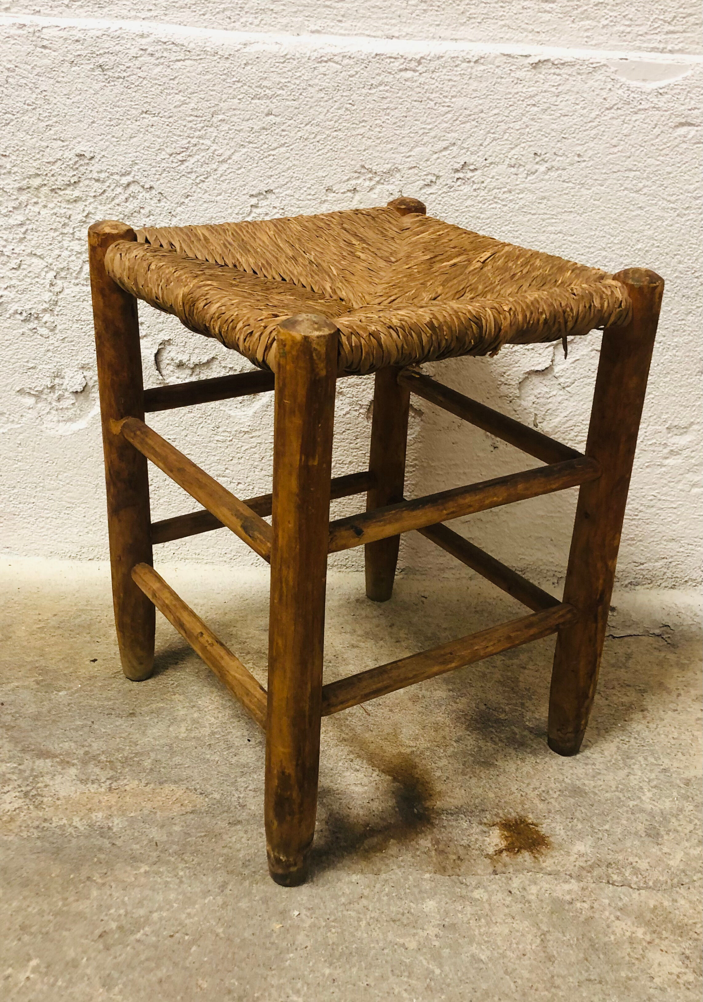 Low stool old mulched