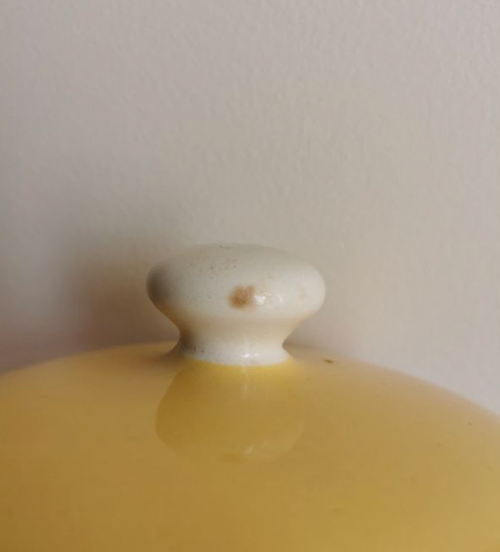 Cafetière, théière vintage jaune
