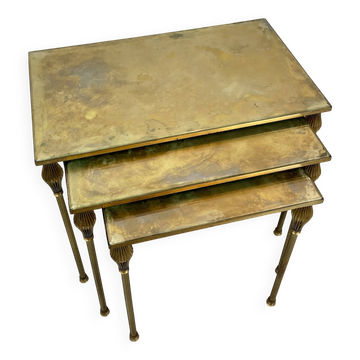Tables gigognes en laiton, attribuées à la Maison Baguès, France,  1950–60