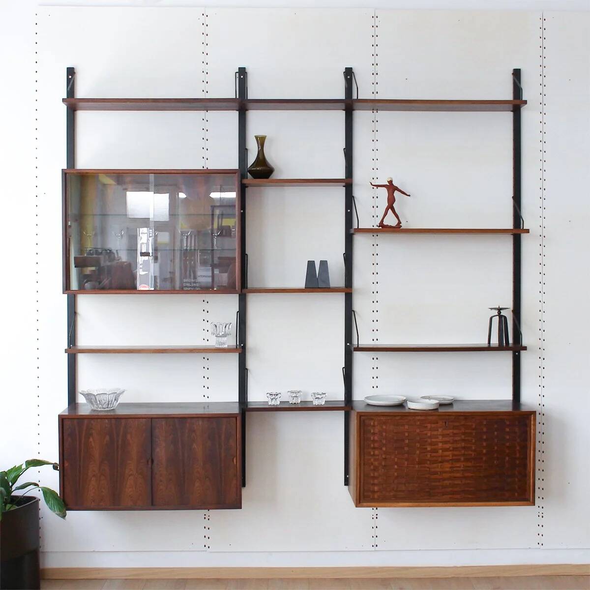 Poul Cadovius shelving system, rosewood