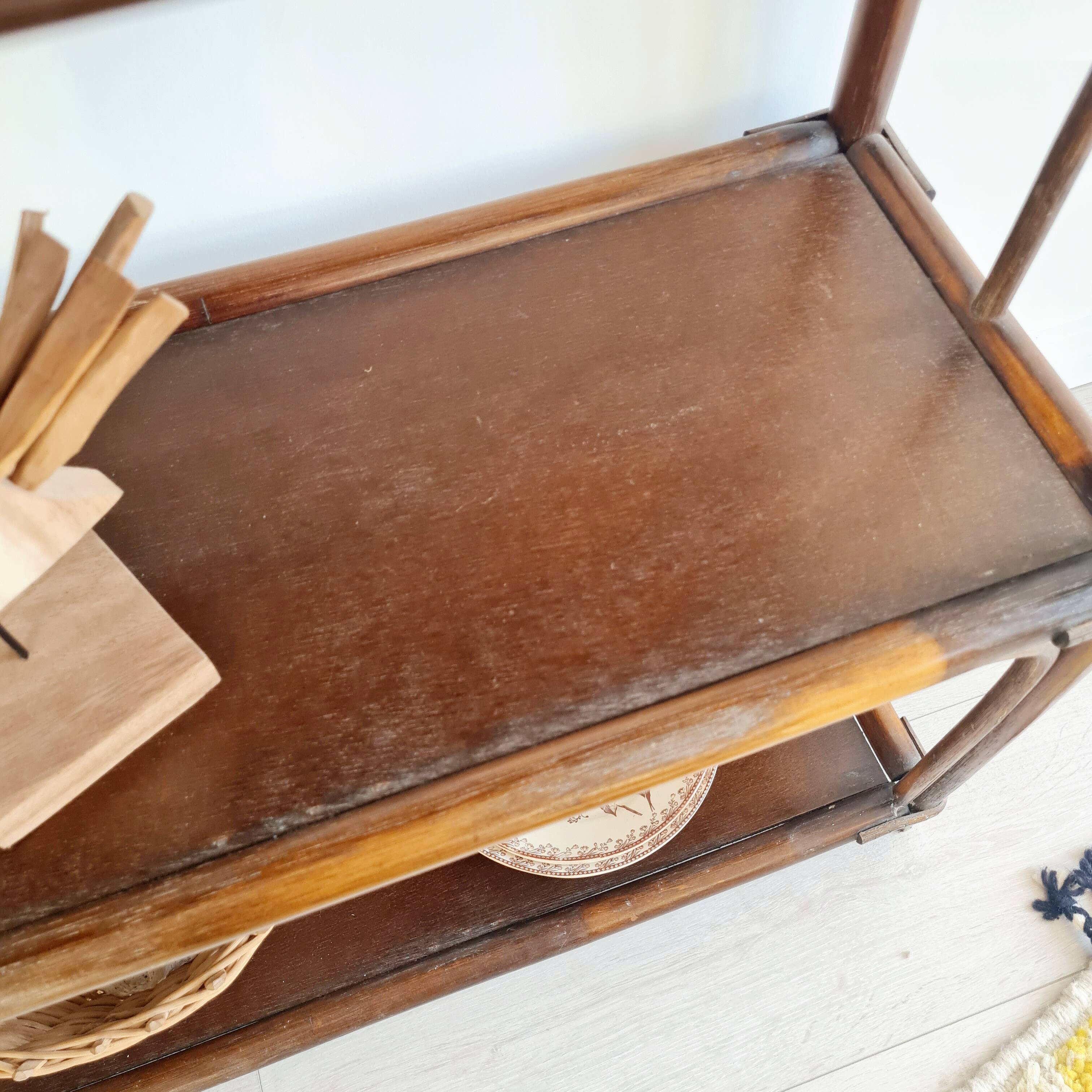 Etagère, bibliothèque en bois et rotin