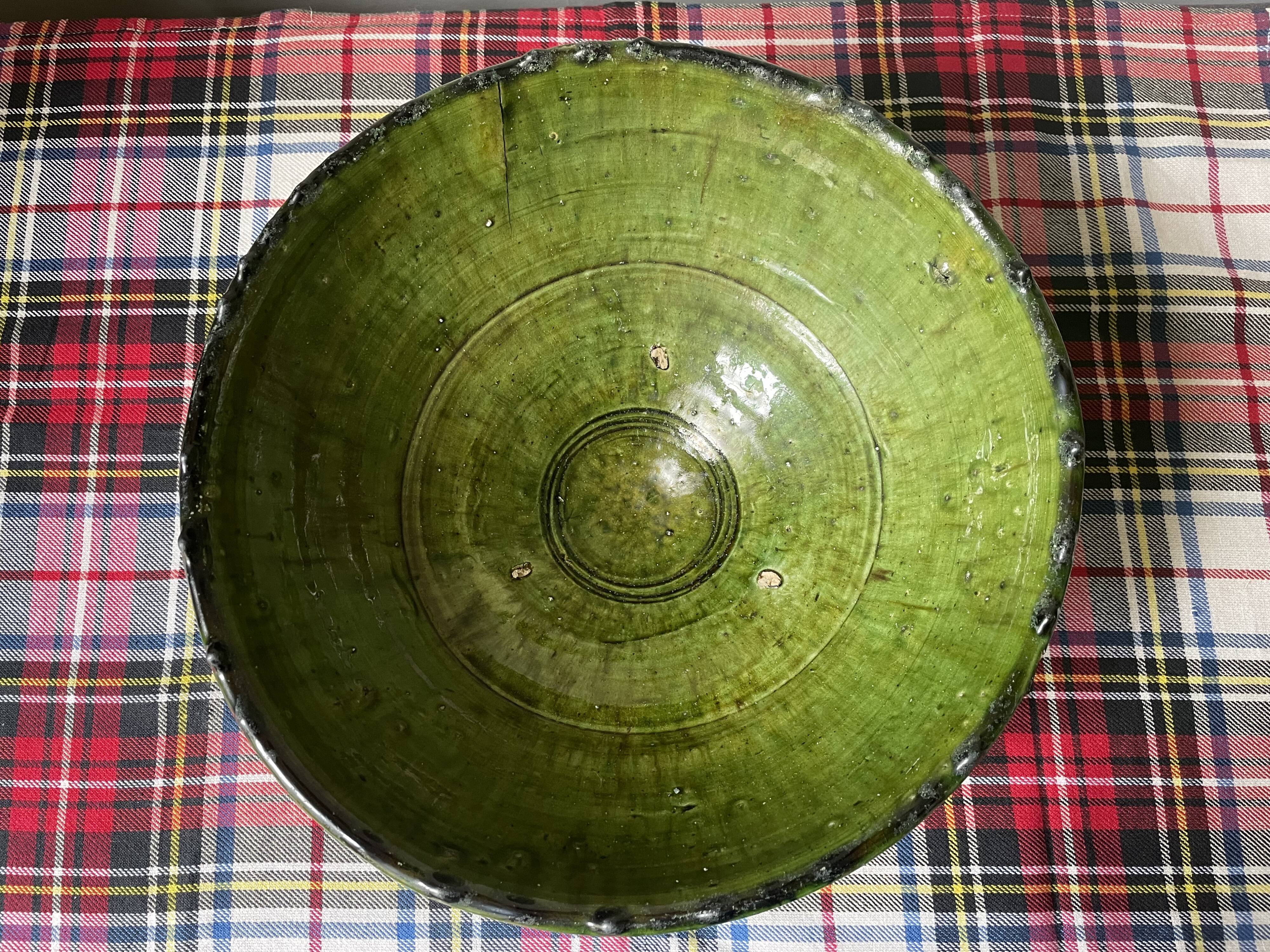 Emerald green Tamegroute salad bowl D28