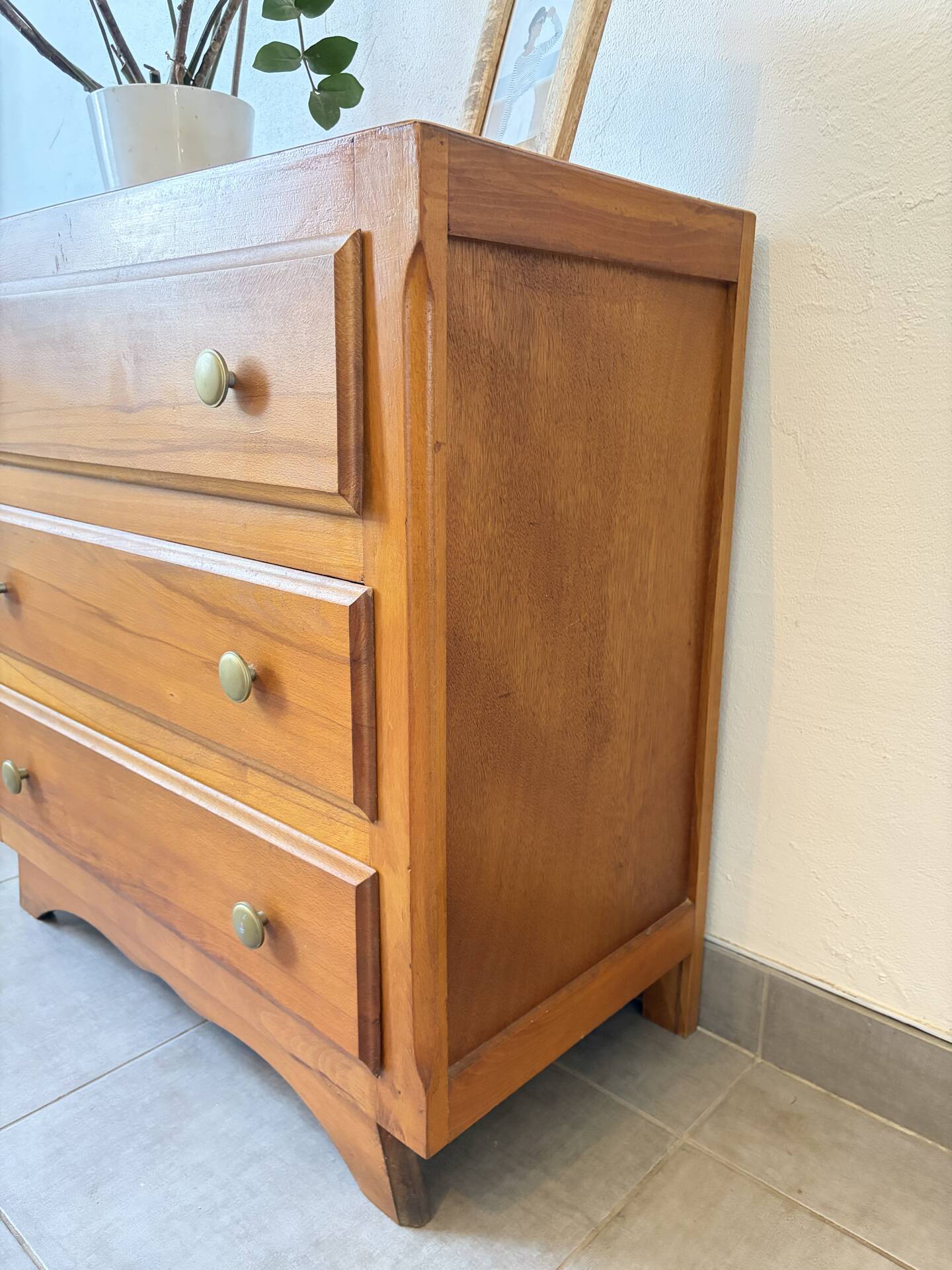 Vintage oak chest of drawers