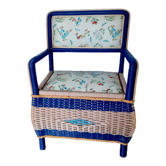 Toy chest chair for children