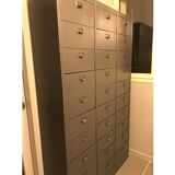 Wardrobe with metal lockers