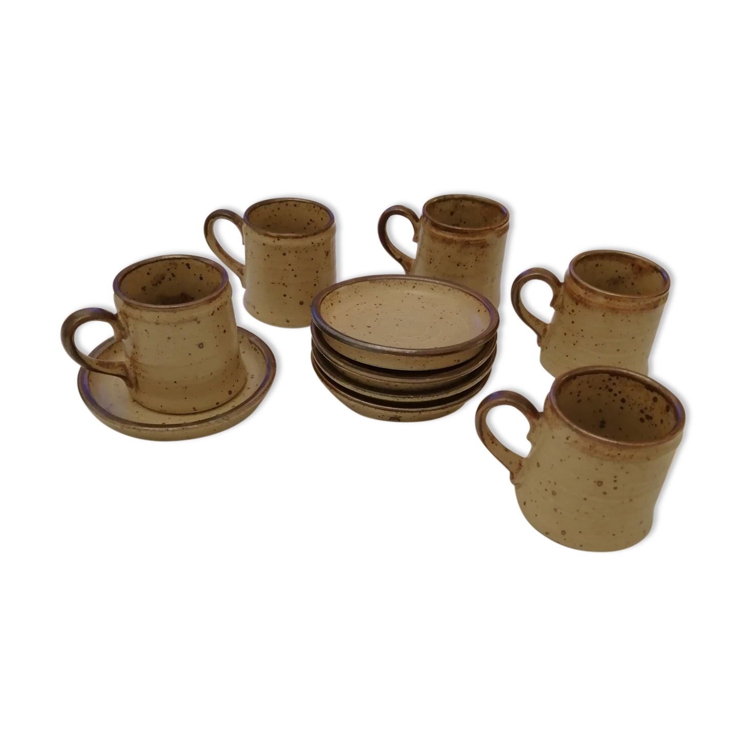 Sandstone cups