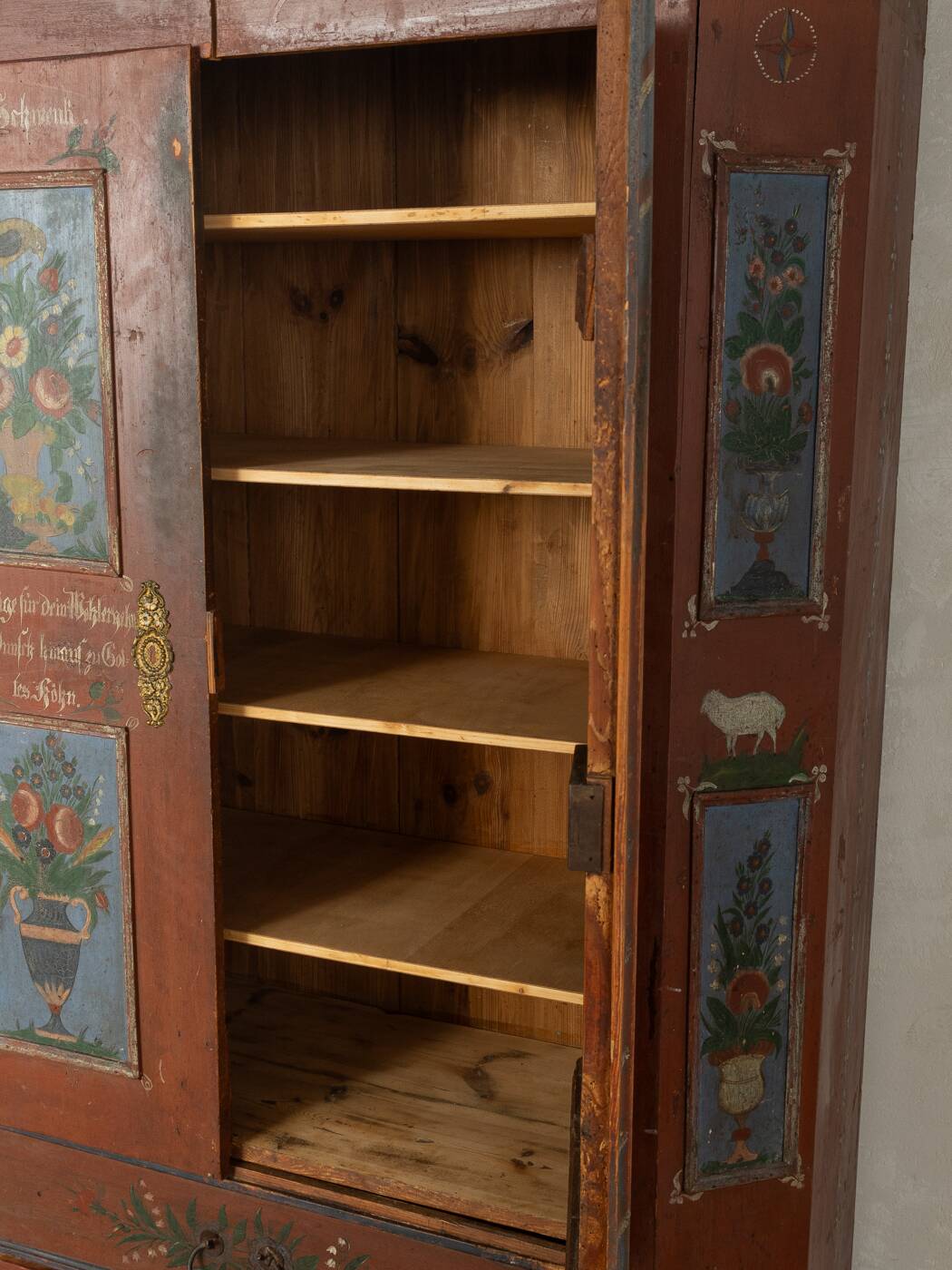 Armoire de ferme antique du XVIIIe siècle