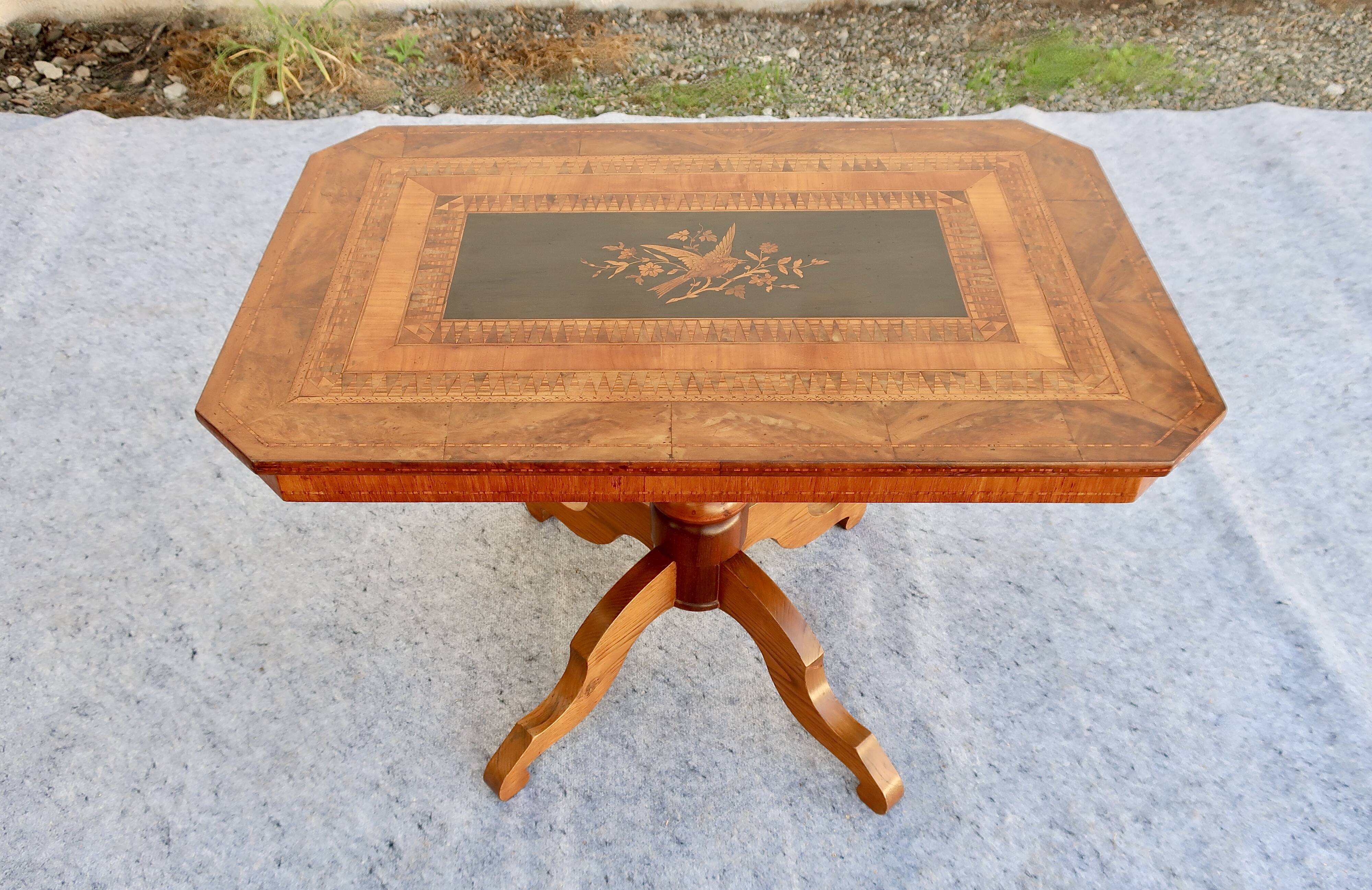 Inlaid living room pedestal table, italy 19th century, circa 1850