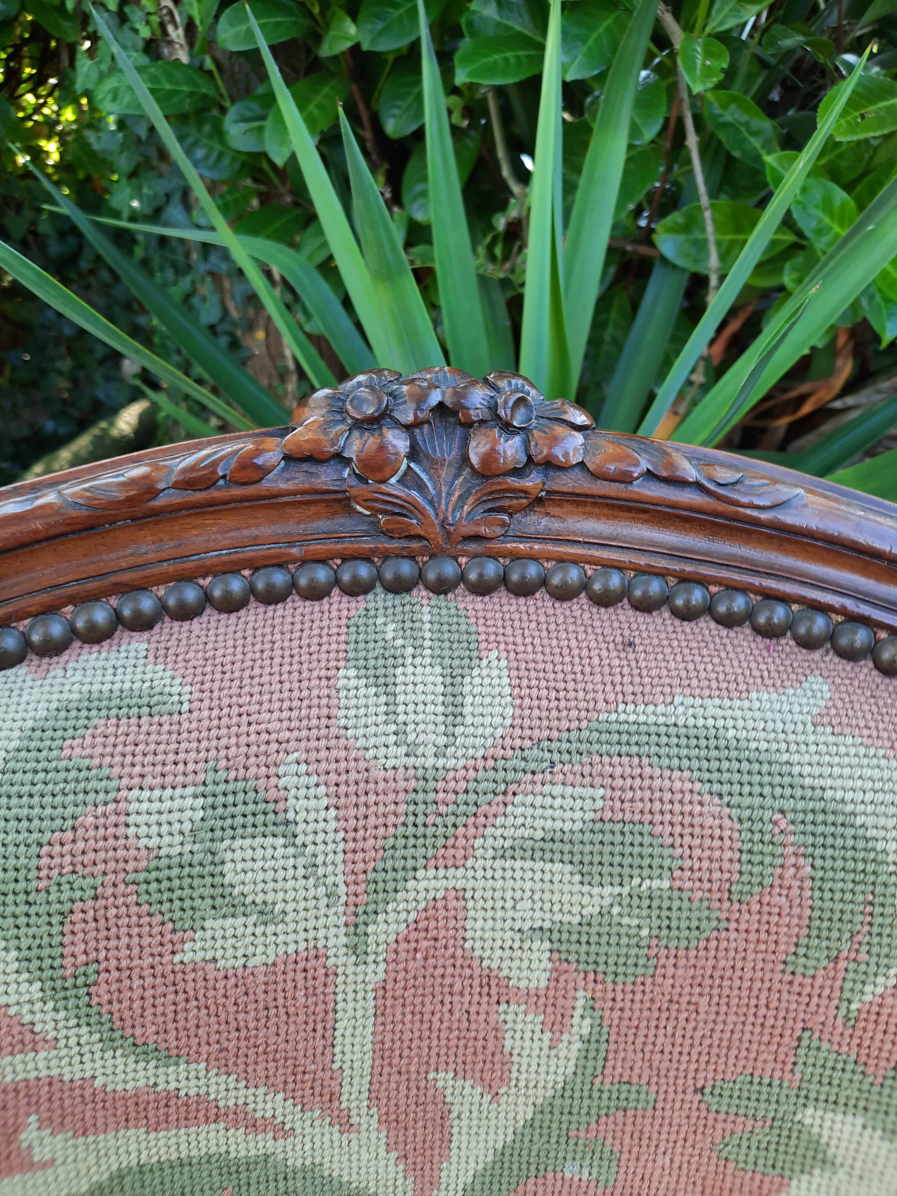 Paire de fauteuils style Louis XV
