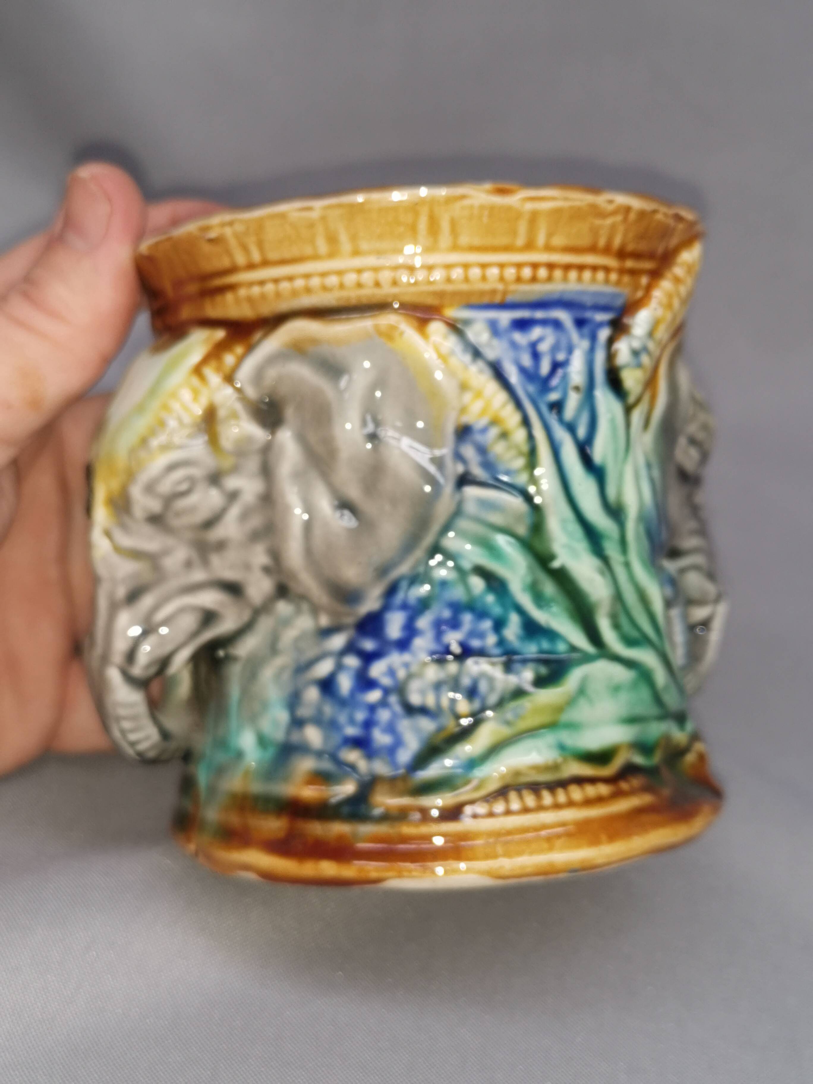 Old tobacco pot / pencils, flower vase elephant onnaing earthenware slip