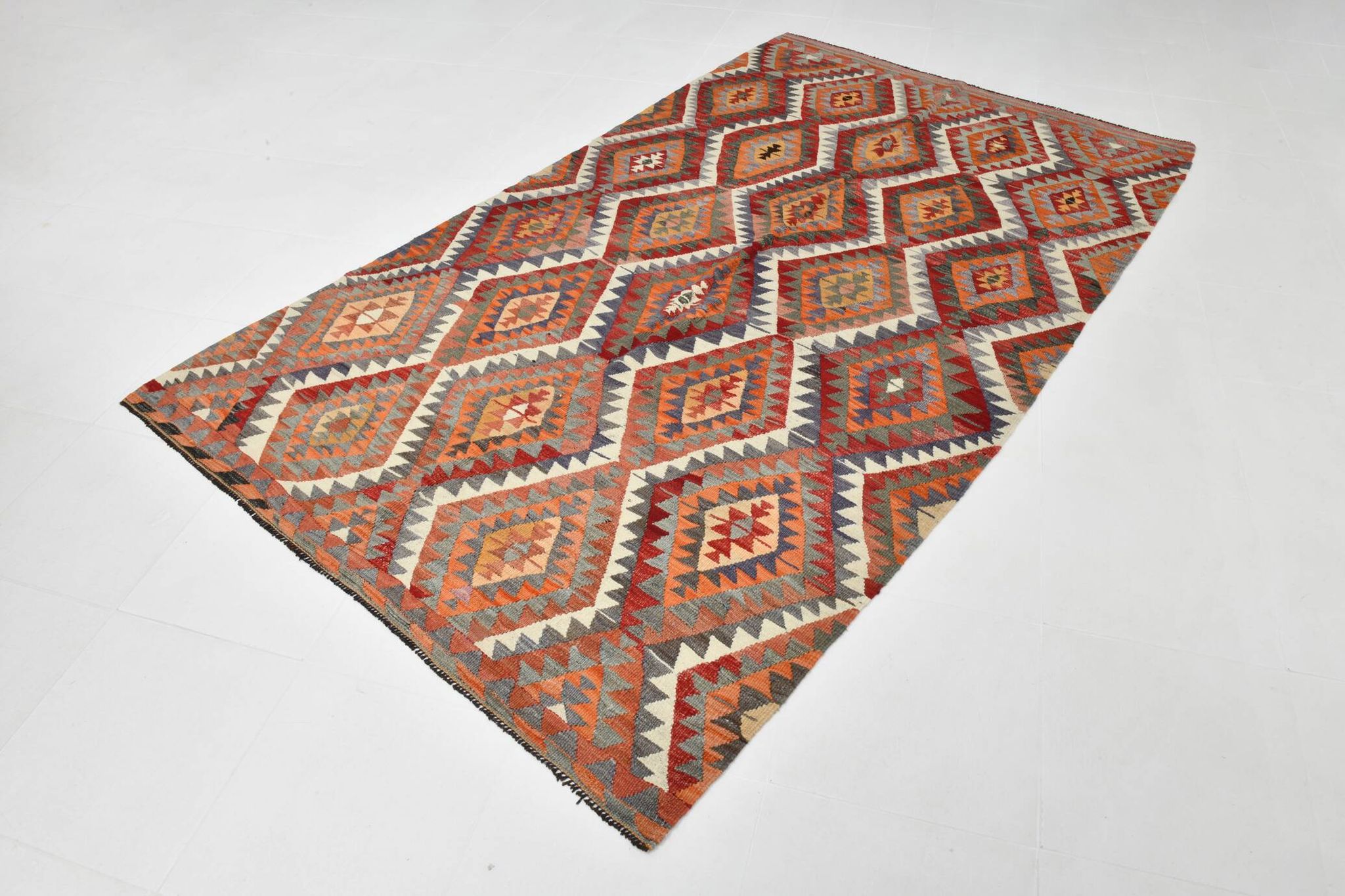Geometric Style 5x9 Vintage Kilim Rug, 155x268Cm