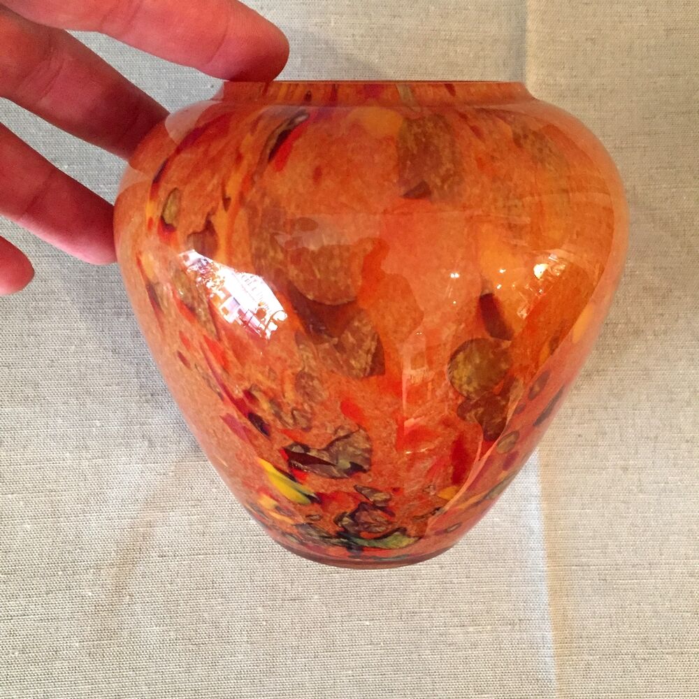 Vase dans les tons orange beige marron de la verrerie de la Rochere