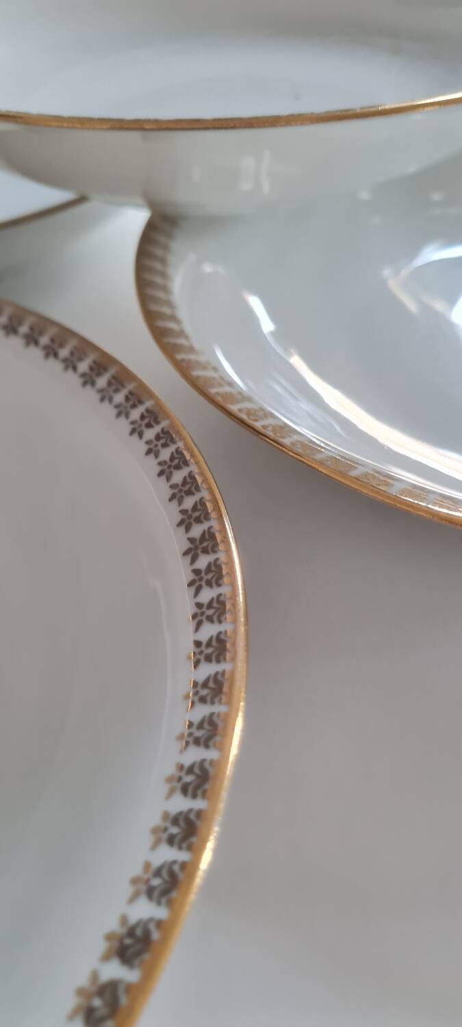 Set of 6 porcelain plates