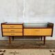 Enfilade vintage bicolore – Plateau en verre – Design rétro chic