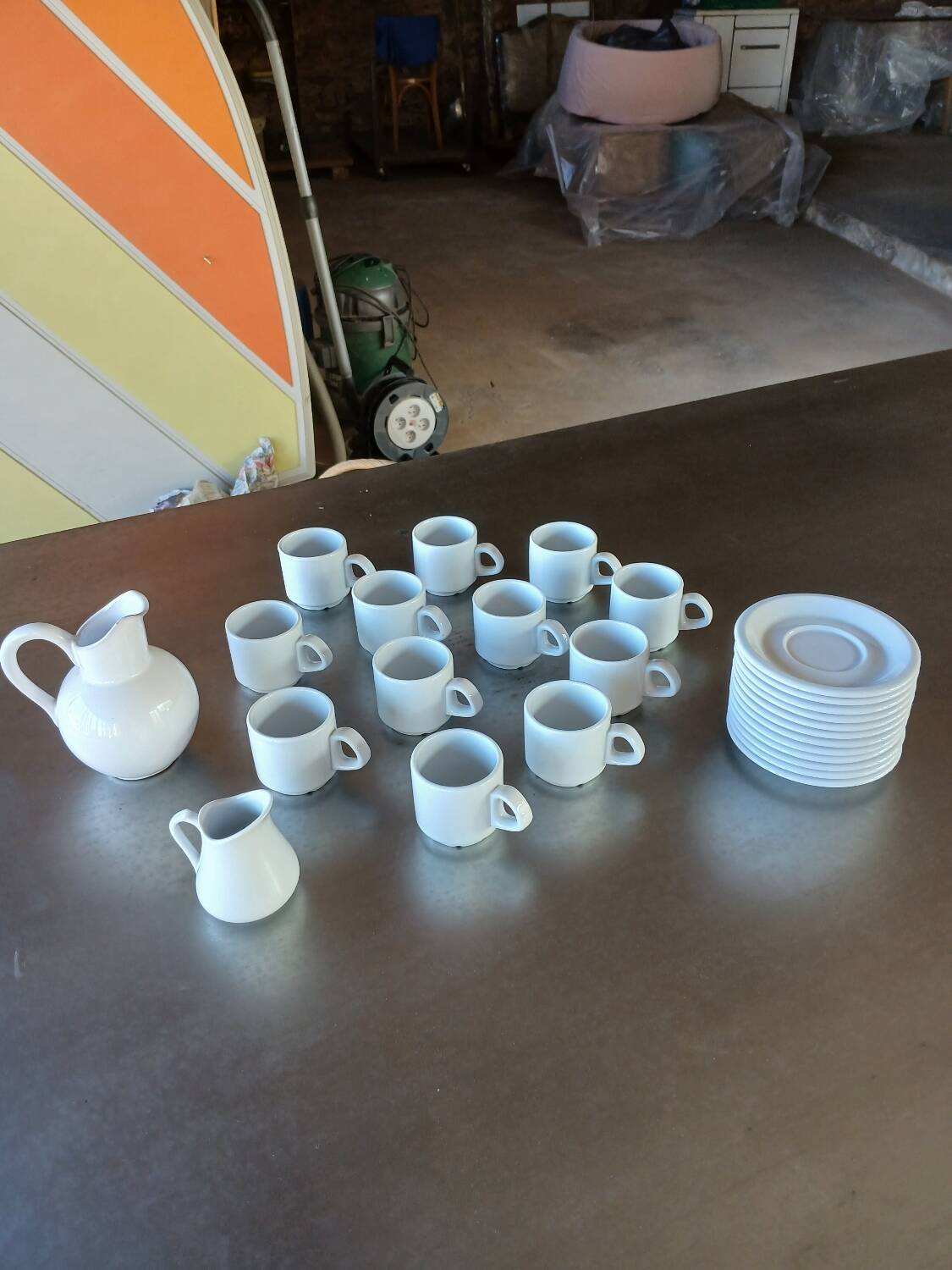 12 bistro coffee cups and 2 pots