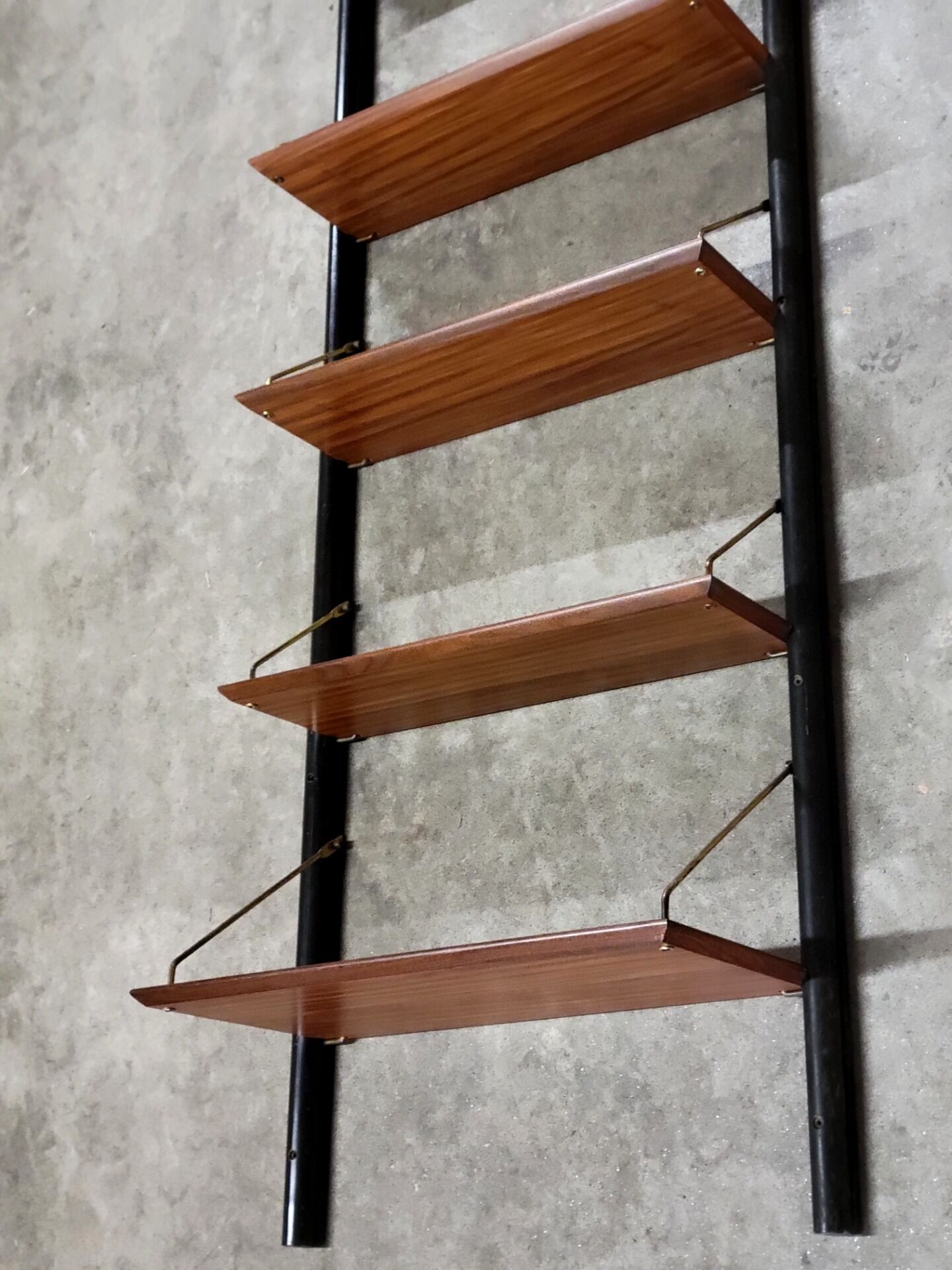 Wall system by Louis van Teeffelen for Wébé