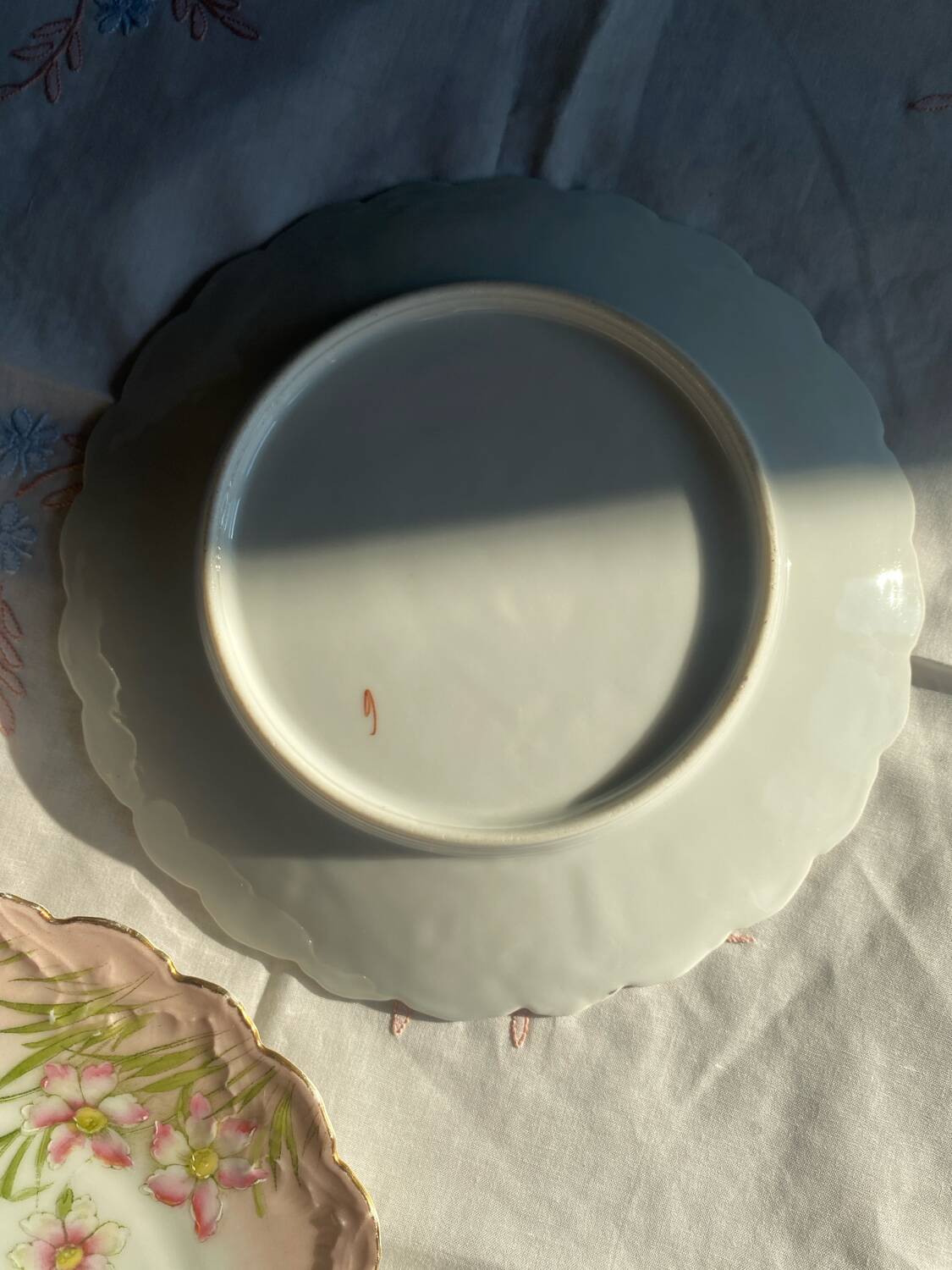 Set of 5 Art Nouveau dessert plates