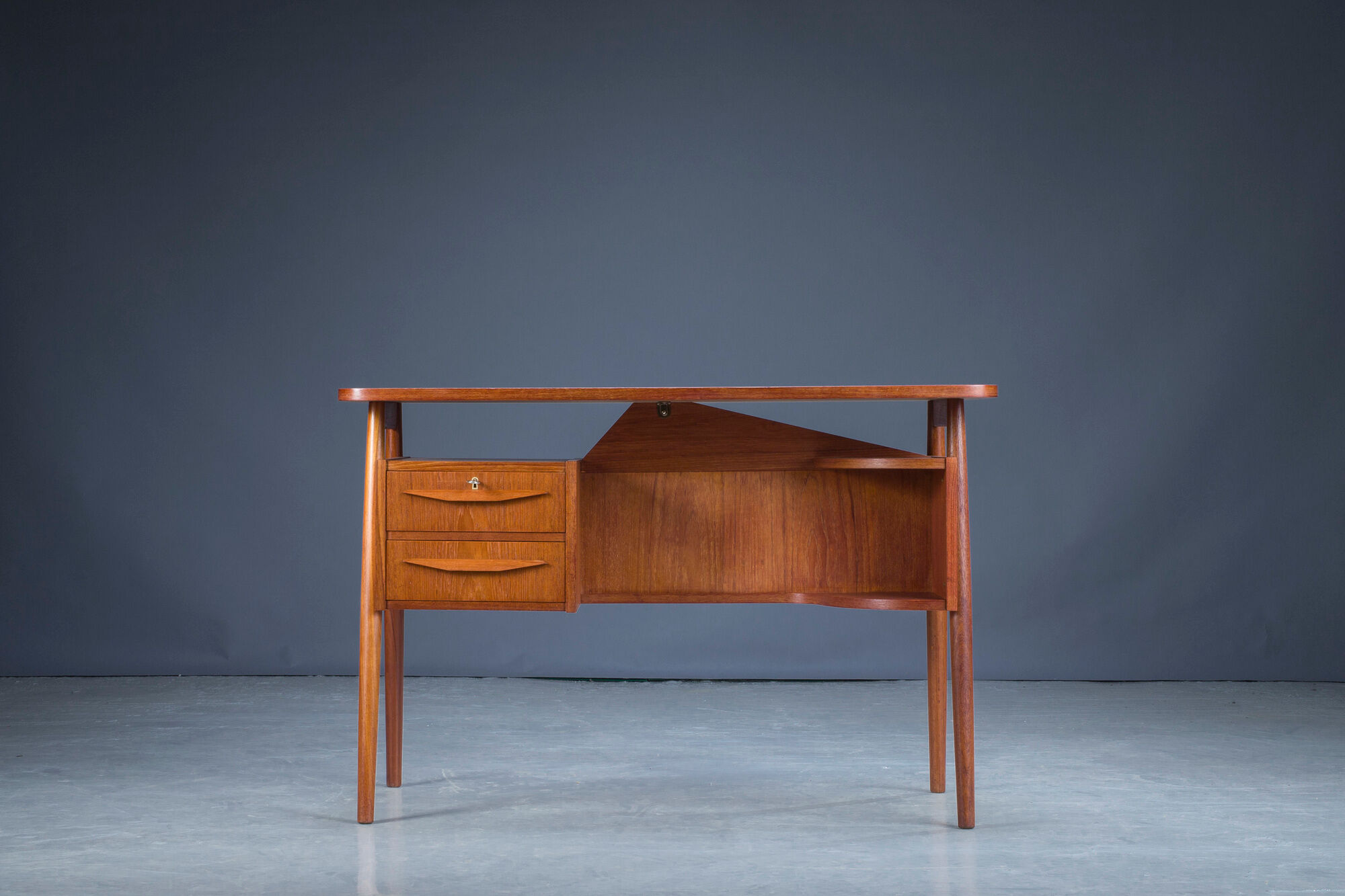 Mid-century teak desk by Gunnar Nielsen for Tibergaard, Denmark 1960s
