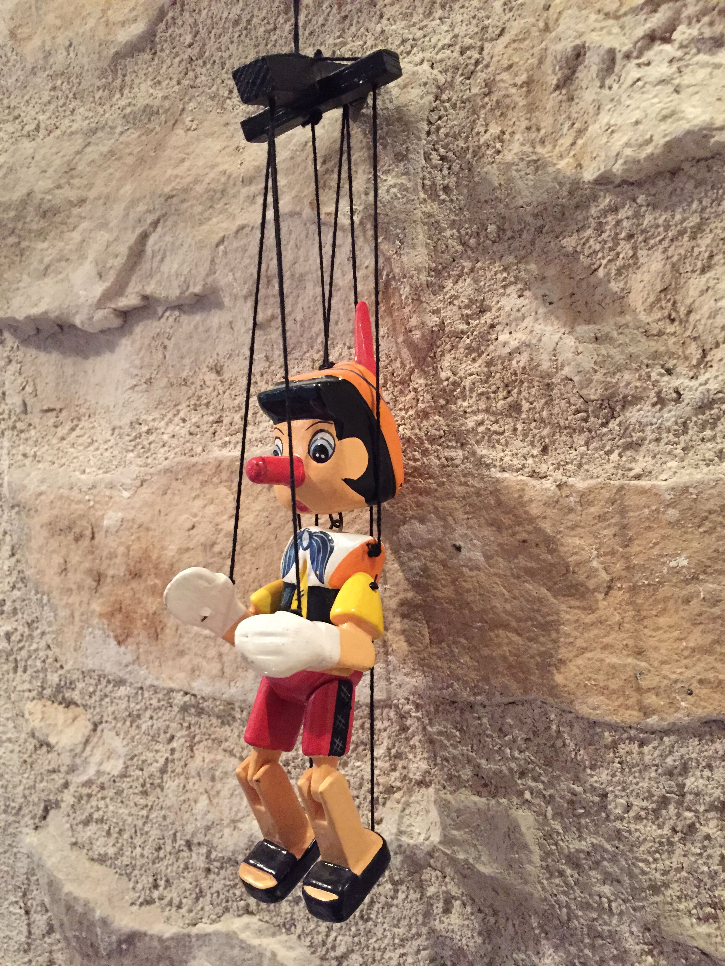 Marionnette Pinocchio en bois peint