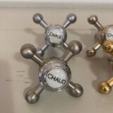 Hot/cold faucet head set